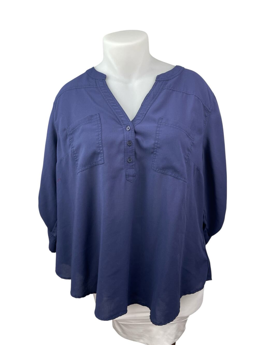 Torrid Harper Women Navy Blue V Neck Pocket Long Sleeve Shirt Blouse Top Sz 3X